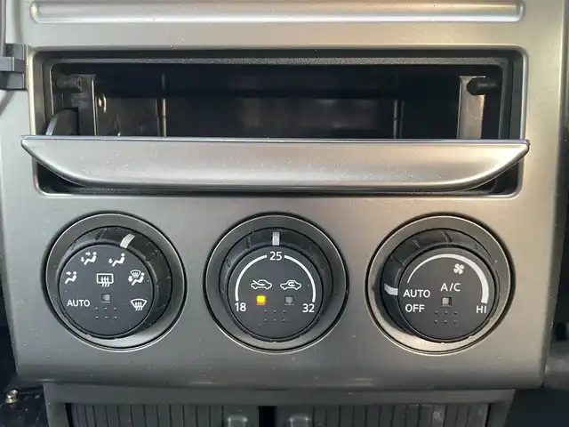 日産 エクストレイル X 島根県 2007(平19)年 8.8万km ダイヤモンドシルバー 純正ＨＤＤナビ/AM/FM　/地デジ　/ＤＶＤ再生　/ＥＴＣ　/前席シートヒーター　/スマートキー　/純正１６インチアルミホイール