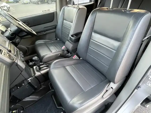 日産 エクストレイル X 島根県 2007(平19)年 8.8万km ダイヤモンドシルバー 純正ＨＤＤナビ/AM/FM　/地デジ　/ＤＶＤ再生　/ＥＴＣ　/前席シートヒーター　/スマートキー　/純正１６インチアルミホイール