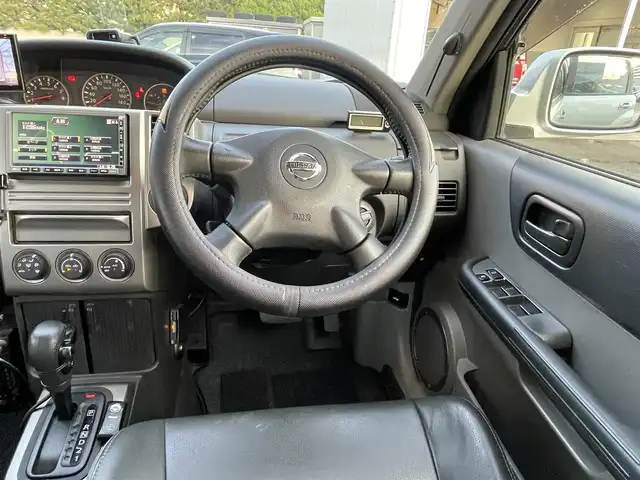 日産 エクストレイル X 島根県 2007(平19)年 8.8万km ダイヤモンドシルバー 純正ＨＤＤナビ/AM/FM　/地デジ　/ＤＶＤ再生　/ＥＴＣ　/前席シートヒーター　/スマートキー　/純正１６インチアルミホイール