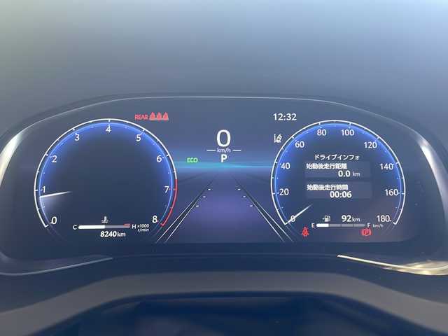 トヨタ ハリアー Z レザーパッケージ 福島県 2024(令6)年 0.9万km プレシャスブラックパール 登録時走行距離：8240km/ワンオーナー/純正ディスプレイオーディオ/ (フルセグTV/BT/USB/HDMI/AM/FM)/バックカメラ/プッシュスタート/デジタルインナーミラー/ビルトインETC/クルーズコントロール/ステアリングヒーター/ステアリングスイッチ/レザーシート/パワーシート/ (D席/N席）/シートヒーター/ (D席/N席）/シートベンチレーション/ (D席/N席）/メモリーシート/電動リアゲート/電動チルト/純正フロアマット/電動格納ミラー/ウィンカーミラー/純正ドアバイザー/純正LEDヘッドライト/フォグランプ/横滑り防止装置/レーンキープアシスト/コーナーセンサー/オートライト/オートマチックハイビーム/スマートキー/スペアキー×1/保証書/取扱説明書