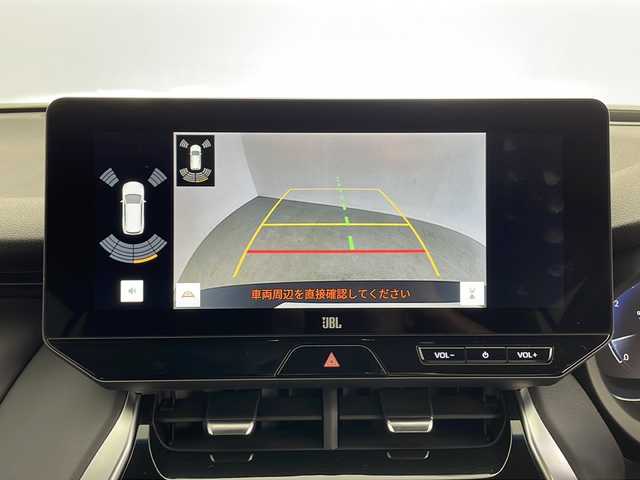 トヨタ ハリアー Z レザーパッケージ 鹿児島県 2024(令6)年 0.9万km プレシャスブラックパール 登録時走行距離：8240km/ワンオーナー/純正ディスプレイオーディオ/ (フルセグTV/BT/USB/HDMI/AM/FM)/バックカメラ/プッシュスタート/デジタルインナーミラー/ビルトインETC/クルーズコントロール/ステアリングヒーター/ステアリングスイッチ/レザーシート/パワーシート/ (D席/N席）/シートヒーター/ (D席/N席）/シートベンチレーション/ (D席/N席）/メモリーシート/電動リアゲート/電動チルト/純正フロアマット/電動格納ミラー/ウィンカーミラー/純正ドアバイザー/純正LEDヘッドライト/フォグランプ/横滑り防止装置/レーンキープアシスト/コーナーセンサー/オートライト/オートマチックハイビーム/スマートキー/スペアキー×1/保証書/取扱説明書