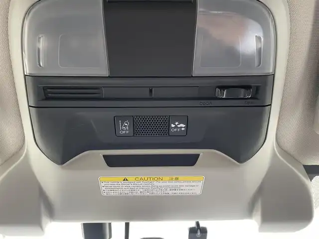 スバル インプレッサ ＸＶ 1．6i－L アイサイト 新潟県 2018(平30)年 3.3万km クリスタルホワイトP Xモード/純正メモリナビ/ (フルセグTV/Bluetooth/USB/MSV)/バックカメラ/ETC/ドライブレコーダー/アイサイトver.3/・全車速追従機能付クルーズコントロール/・プリクラッシュブレーキ/・アイサイトツーリングアシスト/・アクティブレーンキープ/・AT誤発進抑制制御/・AT誤後進抑制制御/・後退時ブレーキアシスト/・車線逸脱警報/・ふらつき警報/・先行車発進お知らせ/ブラインドスポットモニター/オートマチックハイビーム/横滑り防止装置/純正17インチアルミホイール/パドルシフト/スマートキー/純正LEDヘッドライト/スペアキー1本/保証書/取扱説明書
