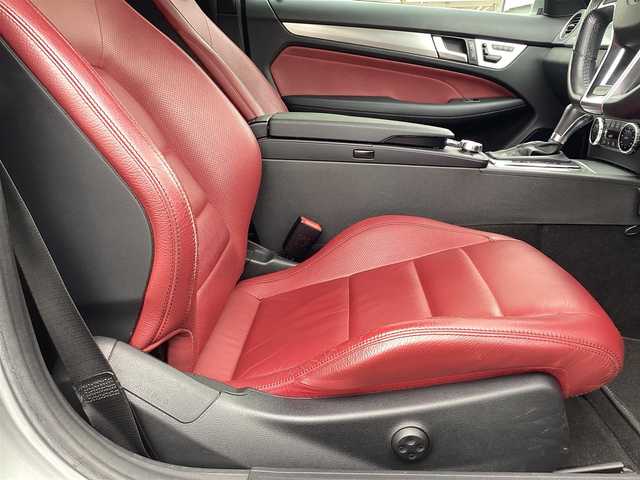 メルセデス・ベンツ Ｃ１８０ クーペ 栃木県 2014(平26)年 7.7万km ガンＭ メーカーナビ/B/Tオーディオ/フルセグTV/ハーマンカードン/前席シートメモリー/前席パワーシート/キーレスゴー/ETC/レーンキープアシスト/ブラインドスポット/アテンションアシスト/ESP/PRE SAFEブレーキ/前後ドライブレコーダー/純正18inch/オートエアコン/ISOFIX/ウインカーミラー/取扱説明書/保証書