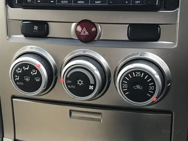 三菱 デリカＤ：５ G－Power package 富山県 2008(平20)年 8.5万km ディープブラックマイカ 4WD/社外ナビ/フルセグTV/Bluetooth/バックカメラ/クルーズコントロール/片側パワースライドドア/スマートキー/スペアキー１本/パドルシフト/オートライト/電動格納ミラー/ウインカーミラー