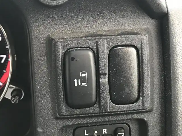 三菱 デリカＤ：５ G－Power package 富山県 2008(平20)年 8.5万km ディープブラックマイカ 4WD/社外ナビ/フルセグTV/Bluetooth/バックカメラ/クルーズコントロール/片側パワースライドドア/スマートキー/スペアキー１本/パドルシフト/オートライト/電動格納ミラー/ウインカーミラー