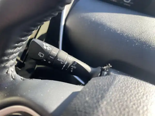 トヨタ プリウス Sセーフティプラス 富山県 2017(平29)年 6.4万km ホワイトパールクリスタルシャイン サンルーフ／/モデリスタ風フルエアロ／/ＡＬＰＩＮＥ製８インチナビ／/フルセグＴＶ／/Ｂｌｕｅｔｏｏｔｈ／/ＤＶＤ再生／/レーダークルーズコントロール／/レーンキープアシスト／/ビルトインＥＴＣ/LEDオートライト//LEDフォグライト/