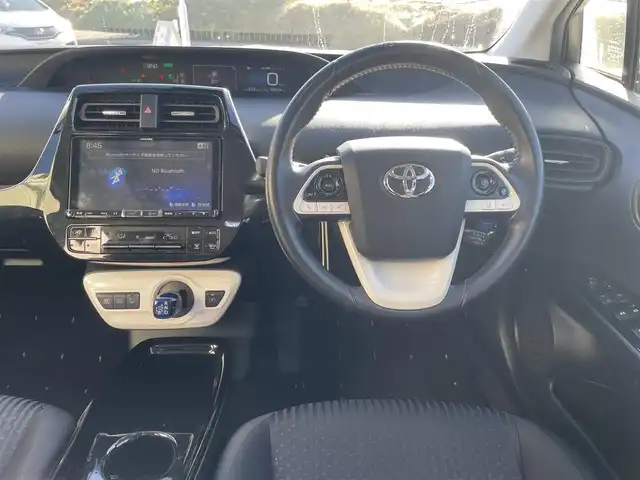 トヨタ プリウス Sセーフティプラス 富山県 2017(平29)年 6.4万km ホワイトパールクリスタルシャイン サンルーフ／/モデリスタ風フルエアロ／/ＡＬＰＩＮＥ製８インチナビ／/フルセグＴＶ／/Ｂｌｕｅｔｏｏｔｈ／/ＤＶＤ再生／/レーダークルーズコントロール／/レーンキープアシスト／/ビルトインＥＴＣ/LEDオートライト//LEDフォグライト/