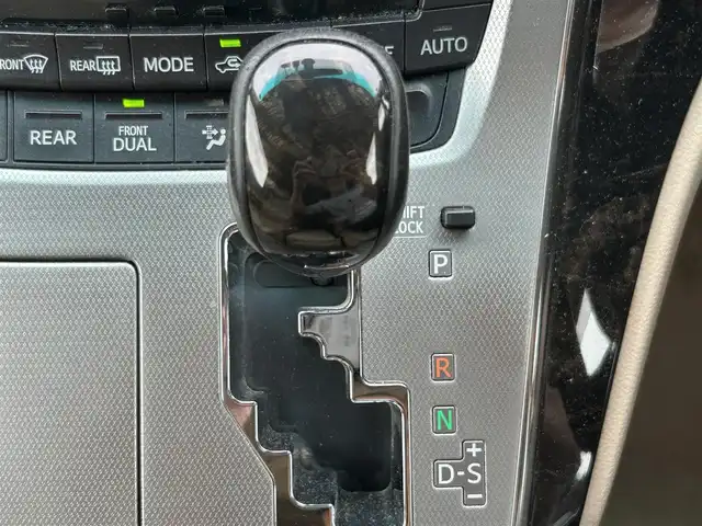 トヨタ アルファード 350G Lパッケージ 鹿児島県 2012(平24)年 14.1万km ブラック モデリスタエアロ/サンルーフ/フリップダウンモニター/純正ナビ/　　CD/DVD/BT/フルセグ/バックカメラ/両側パワースライドドア/クルーズコントロール/HIDオートライト/シートヒーター/社外19インチアルミホイール/ステアリングスイッチ/リアオートエアコン/アイドリングストップ/スマートキー/ETC