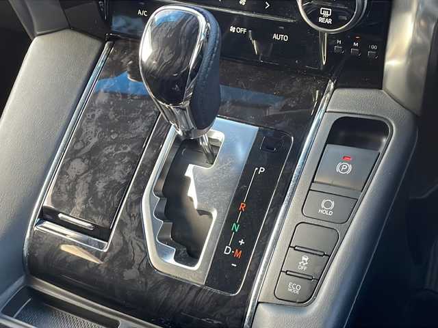 トヨタ ヴェルファイア Z Gエディション 徳島県 2020(令2)年 5.7万km ホワイトパールクリスタルシャイン 純正メーカーディスプレイオーディオ/（BT/DISC）/フリップダウンモニター/サンルーフ/追従式クルーズコントロール/レザーシート/D/N席シートヒーター/D/N席エアシート/D/N席パワーシート/前後コーナーセンサー/両側電動スライドドア/シーケンシャルターンランプ/3限LEDヘッドライト/純正フロアマット/ナノイー