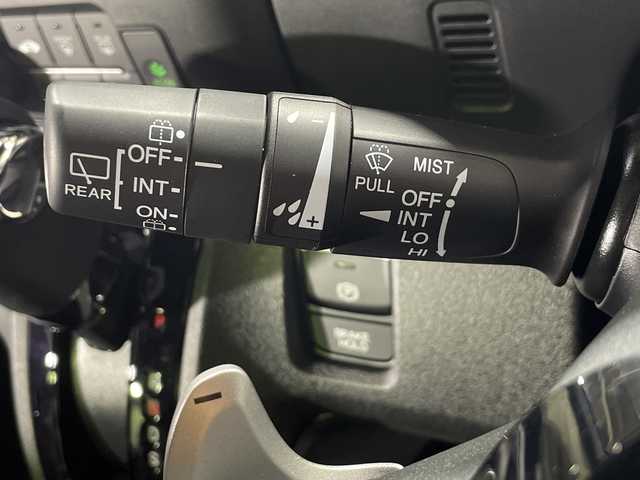 ホンダ Ｎ ＢＯＸ カスタム ターボ 神奈川県 2025(令7)年 0.1千km クリスタルブラックパール 届出済未使用車/ホンダセンシング/両側パワースライドドア/クルーズコントロール/バックカメラ/スペアキー1本/ハーフレザーシート/シートヒーター/コーナーセンサー/純正15インチアルミホイール/スマートキー/カーテンエアバッグ/レーンキープアシスト/LEDヘッドライト/オートライト/横滑り防止装置/盗難防止装置/衝突被害軽減システム