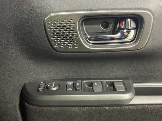 ホンダ Ｎ ＢＯＸ カスタム ターボ 神奈川県 2025(令7)年 0.1千km クリスタルブラックパール 届出済未使用車/ホンダセンシング/両側パワースライドドア/クルーズコントロール/バックカメラ/スペアキー1本/ハーフレザーシート/シートヒーター/コーナーセンサー/純正15インチアルミホイール/スマートキー/カーテンエアバッグ/レーンキープアシスト/LEDヘッドライト/オートライト/横滑り防止装置/盗難防止装置/衝突被害軽減システム