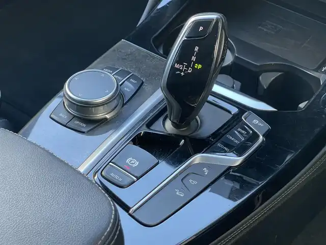 ＢＭＷ Ｘ４ xDrive 20d 山梨県 2020(令2)年 4.9万km 白 ワンオーナー　/パノラマSR　/黒革　/ウッドトリム　/純正ナビ　/フルセグ　/全方位　/前後PDC/Pアシスト/BT　/パワーシート　/シートH/ETC/ACC　/Aライト　/Aハイビーム　/フットオープナー　/Cセンサー　/LKA/ブラインドスポット/ユピテルドラレコ/スペアキー