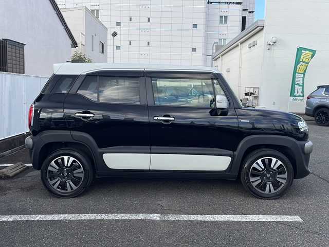 スズキ クロスビー HYBRID MZ 愛知県 2023(令5)年 2.3万km 黒Ⅱ ワンオーナー/純正メモリナビ/【フルセグ・DVD再生可・CD・Bluetooth】/バックカメラ/ビルトインETC/スズキ　セーフティ　サポート/【デュアルカメラブレーキサポート・誤発進抑制機能・車線逸脱警報・車線維持支援機能・ふらつき警報・先行車発進お知らせ機能】/前後ドライブレコーダー/前席シートヒーター/横滑り防止機能/アイドリングストップ/プッシュスタート/スマートキー/スペアキーあり/電動格納ミラー/ウィンカーミラー/純正フロアマット/ドアバイザー/新車保証書/取扱説明書