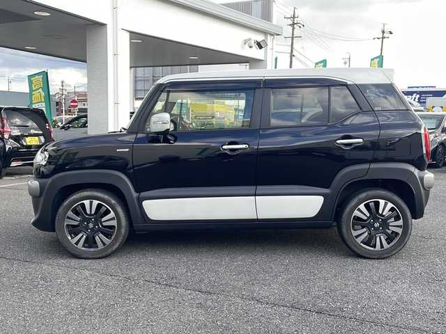 スズキ クロスビー HYBRID MZ 愛知県 2023(令5)年 2.3万km 黒Ⅱ ワンオーナー/純正メモリナビ/【フルセグ・DVD再生可・CD・Bluetooth】/バックカメラ/ビルトインETC/スズキ　セーフティ　サポート/【デュアルカメラブレーキサポート・誤発進抑制機能・車線逸脱警報・車線維持支援機能・ふらつき警報・先行車発進お知らせ機能】/前後ドライブレコーダー/前席シートヒーター/横滑り防止機能/アイドリングストップ/プッシュスタート/スマートキー/スペアキーあり/電動格納ミラー/ウィンカーミラー/純正フロアマット/ドアバイザー/新車保証書/取扱説明書