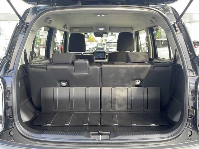 スズキ クロスビー HYBRID MZ 愛知県 2023(令5)年 2.3万km 黒Ⅱ ワンオーナー/純正メモリナビ/【フルセグ・DVD再生可・CD・Bluetooth】/バックカメラ/ビルトインETC/スズキ　セーフティ　サポート/【デュアルカメラブレーキサポート・誤発進抑制機能・車線逸脱警報・車線維持支援機能・ふらつき警報・先行車発進お知らせ機能】/前後ドライブレコーダー/前席シートヒーター/横滑り防止機能/アイドリングストップ/プッシュスタート/スマートキー/スペアキーあり/電動格納ミラー/ウィンカーミラー/純正フロアマット/ドアバイザー/新車保証書/取扱説明書