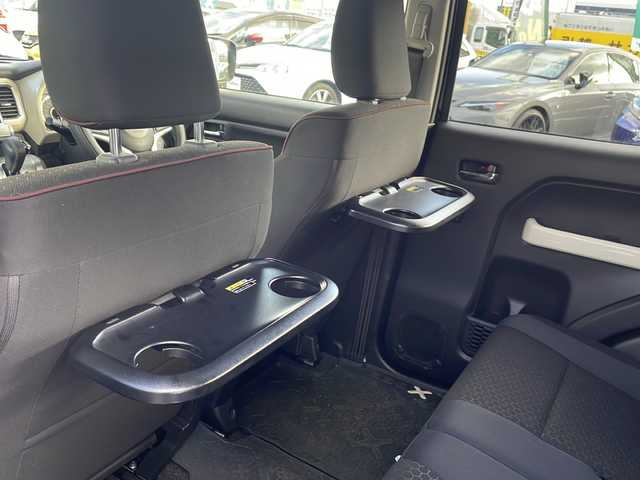 スズキ クロスビー HYBRID MZ 愛知県 2023(令5)年 2.3万km 黒Ⅱ ワンオーナー/純正メモリナビ/【フルセグ・DVD再生可・CD・Bluetooth】/バックカメラ/ビルトインETC/スズキ　セーフティ　サポート/【デュアルカメラブレーキサポート・誤発進抑制機能・車線逸脱警報・車線維持支援機能・ふらつき警報・先行車発進お知らせ機能】/前後ドライブレコーダー/前席シートヒーター/横滑り防止機能/アイドリングストップ/プッシュスタート/スマートキー/スペアキーあり/電動格納ミラー/ウィンカーミラー/純正フロアマット/ドアバイザー/新車保証書/取扱説明書