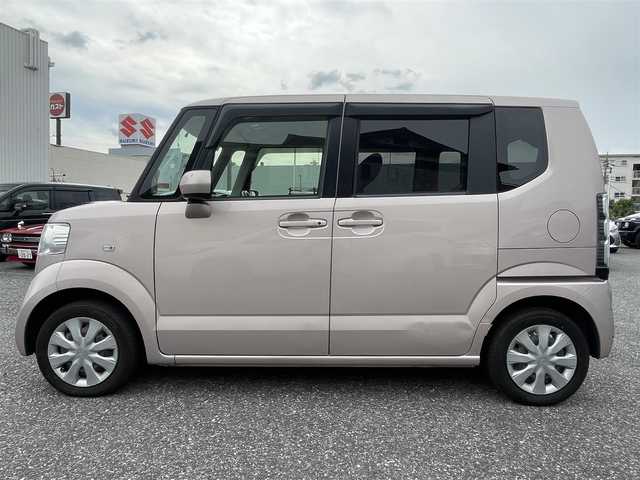 ホンダ Ｎ ＢＯＸ G 千葉県 2013(平25)年 7.7万km チェリーシェルピンクメタリック 純正ナビ/バックカメラ/ETC/ヘッドライトレベライザー/純正フロアマット/ドアバイザー/プッシュスタート/アイドリングストップ