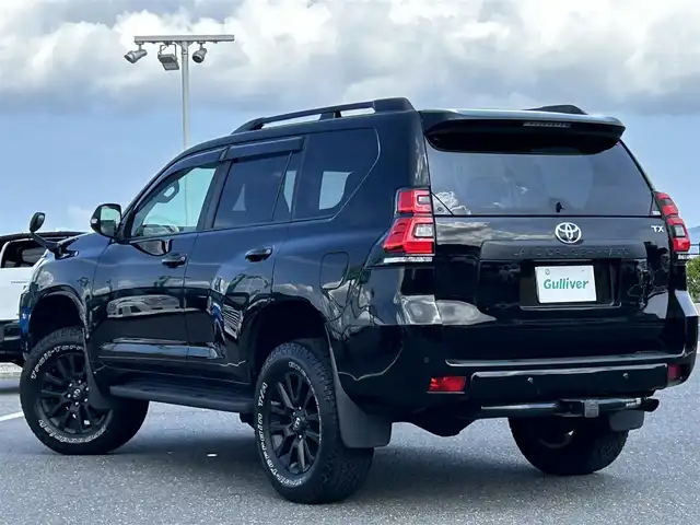 トヨタ ランドクルーザー プラド TX Lパッケージ マットブラED 島根県 2022(令4)年 1.9万km ブラック 10型ナビ(CN-F1X10HD)/Bluetooth/AM/FM/USB/フルセグテレビ/サンルーフ/レザーシート/パワーシート(DN席)/シートヒーター(DN席)/追従型クルーズコントロール/ETC/前後ドライブレコーダー/横滑り防止/コーナーセンサー/レーンアシスト/オートマチックハイビーム/LEDヘッドライト