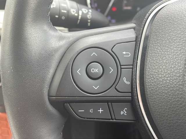 トヨタ ＲＡＶ４ アドベンチャー 福岡県 2020(令2)年 4.5万km アッシュグレーメタリック/アーバンカーキ ワンオーナー/純正ナビ（Bluetooth・全周囲カメラ）/ブラインドスポットモニター/サンルーフ/ステアリングヒーター/ルーフレール/エアシート（運転席・助手席）/ビルトインETC/レーダークルーズコントロール/クリランスソナー/コーナーセンサー/MTモード付AT/純正フロアマット/純正アルミホイール/スペアキー/スマートキー/横滑り防止装置/レーンキープアシスト/衝突被害軽減システム/カーテンエアバック/取扱説明書/保証書
