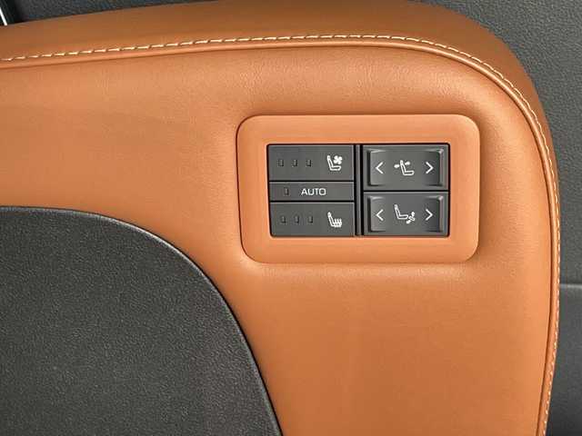 トヨタ ヴェルファイア Z プレミア 愛知県 2025(令7)年 0.2万km プラチナホワイトパールマイカ トヨタセーフティセンス/トヨタチームメイト/純正14型ディスプレイオーディオナビ/フリップダウンモニター/三眼LEDヘッドライト/全方位カメラ/両側パワースライドドア/本革レザー/レーダークルーズコントロール/シートヒーター/エアシート/バックカメラ/電動リアゲート/パワーシート/ヘッドアップディスプレイ/コーナーセンサー/純正アルミホイール/ETC2.0/ブラインドスポットモニター/ステアリングヒーター/インテリジェントミラー/リアオートエアコン/オートマチックハイビーム/ワイヤレス充電機/衝突軽減システム/フルセグ/Bluetooth/ドライブレコーダー/ステアリングスイッチ/スマートキー/プッシュスタート