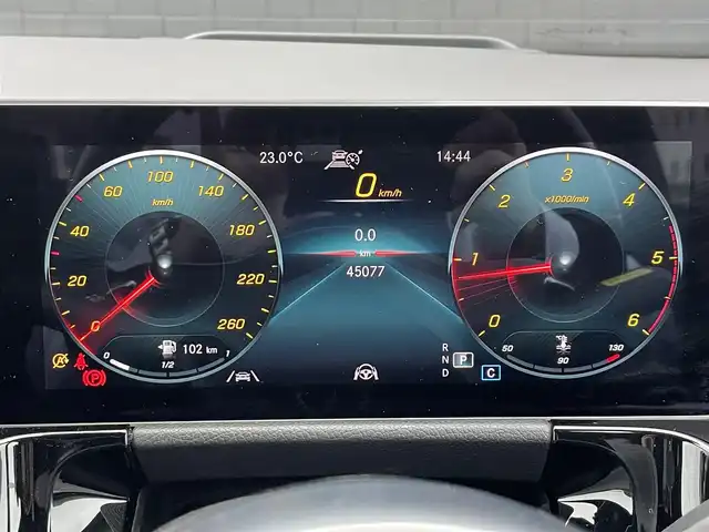 メルセデス・ベンツ Ｂ２００ｄ AMGライン 埼玉県 2019(令1)年 4.5万km 黒 黒ハーフレザーシート/HUD /ナビゲーションパッケージ /アドバンスドパッケージ /レーダーセーフティパッケージ /360度カメラ /フルセグTV /デジタルインナーミラー型ドラレコ /パワーシート /シートヒーター /パワーシート  /ETC