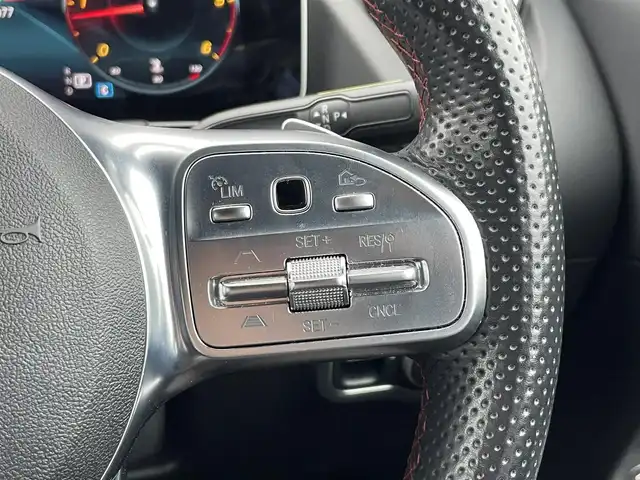 メルセデス・ベンツ Ｂ２００ｄ AMGライン 埼玉県 2019(令1)年 4.5万km 黒 黒ハーフレザーシート/HUD /ナビゲーションパッケージ /アドバンスドパッケージ /レーダーセーフティパッケージ /360度カメラ /フルセグTV /デジタルインナーミラー型ドラレコ /パワーシート /シートヒーター /パワーシート  /ETC