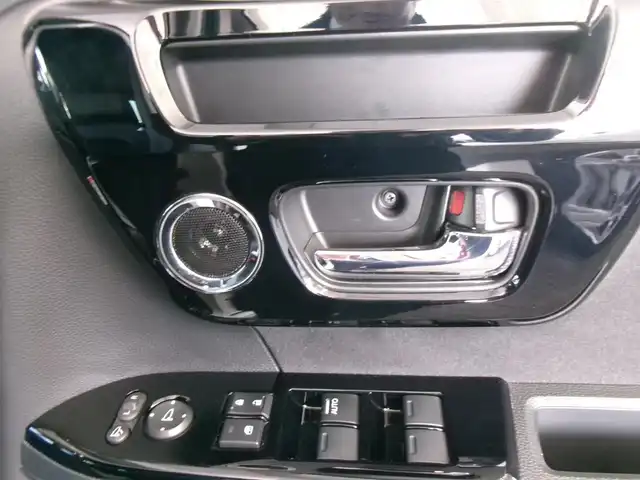 ホンダ Ｎ ＢＯＸ カスタム L ターボ 群馬県 2021(令3)年 4.4万km プラチナホワイトパール 4WDターボ/ホンダセンシング/社外メモリーナビ・フルセグTV/　・BT・DVD(CN-RE07D)/バックモニター/360°ドラレコ(DRV-CW560)/社外ETC/ハーフレザーシート/前席シートヒーター/両側パワースライドドア/シートバックテーブル/スマートキー×2＆プッシュスタート/保証書＆取説