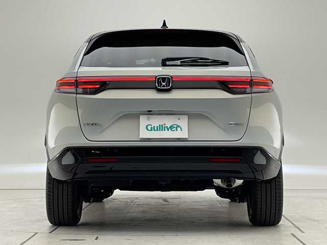 ホンダ ヴェゼル ハイブリッド e:HEV Z PLaYパッケージ 愛知県 2025(令7)年 0.1万km プレミアムサンライトホワイトパール ホンダセンシング/純正9型ディスプレイオーディオナビ/レーダークルーズコントロール/シートヒーター/バックカメラ/電動リアゲート/コーナーセンサー/純正アルミホイール/ETC2.0/ブラインドスポットモニター/LEDヘッドライト/ステアリングヒーター/オートマチックハイビーム/ワイヤレス充電機/ドライブレコーダー/衝突軽減システム/フルセグ/Bluetooth/ステアリングスイッチ/スマートキー/プッシュスタート