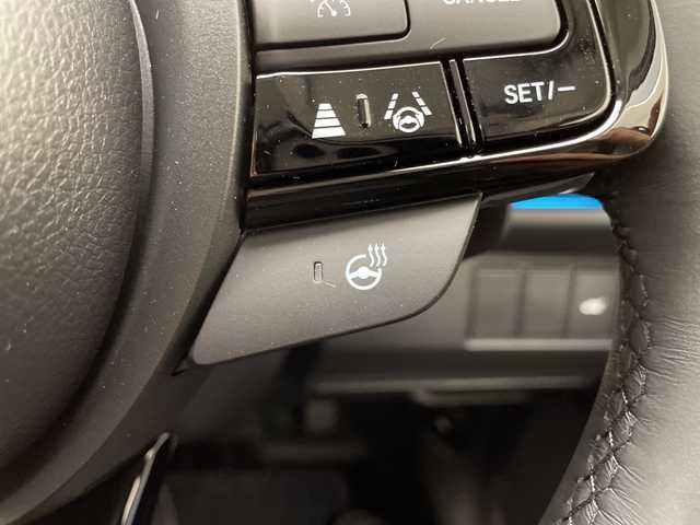 ホンダ ヴェゼル ハイブリッド e:HEV Z PLaYパッケージ 愛知県 2025(令7)年 0.1万km プレミアムサンライトホワイトパール ホンダセンシング/純正9型ディスプレイオーディオナビ/レーダークルーズコントロール/シートヒーター/バックカメラ/電動リアゲート/コーナーセンサー/純正アルミホイール/ETC2.0/ブラインドスポットモニター/LEDヘッドライト/ステアリングヒーター/オートマチックハイビーム/ワイヤレス充電機/ドライブレコーダー/衝突軽減システム/フルセグ/Bluetooth/ステアリングスイッチ/スマートキー/プッシュスタート