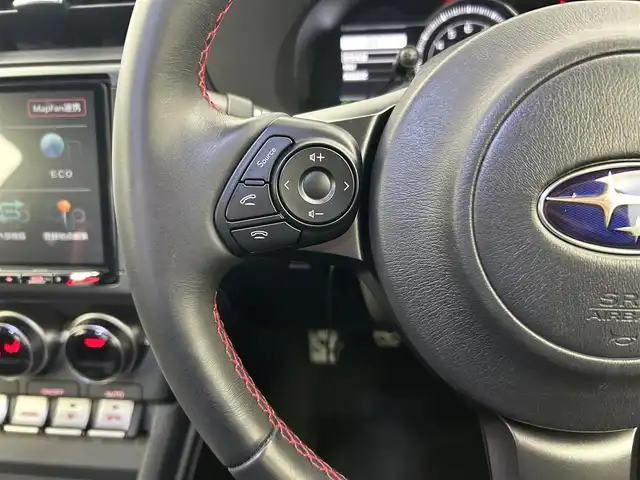 スバル ＢＲＺ S 千葉県 2023(令5)年 1.8万km クリスタルホワイトP 禁煙車/スバルリヤビークルディテクション/ステアリング連動ヘッドランプ/社外９インチメモリナビ/・型番：MDV-M908HDL/・CD/DVD/Bluetooth/フルセグTV/・ETC２.０/革巻きステアリング/・ステアリングスイッチ/ハーフレザーシート/・DNシートヒーター/社外フロアマット/純正１８インチAW/オートライト/・LEDヘッドライト/電動格納ミラー