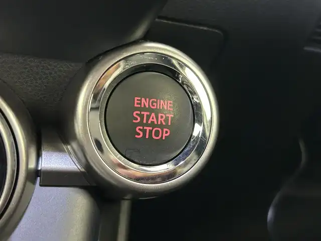 スバル ＢＲＺ S 千葉県 2023(令5)年 1.8万km クリスタルホワイトP 禁煙車/スバルリヤビークルディテクション/ステアリング連動ヘッドランプ/社外９インチメモリナビ/・型番：MDV-M908HDL/・CD/DVD/Bluetooth/フルセグTV/・ETC２.０/革巻きステアリング/・ステアリングスイッチ/ハーフレザーシート/・DNシートヒーター/社外フロアマット/純正１８インチAW/オートライト/・LEDヘッドライト/電動格納ミラー