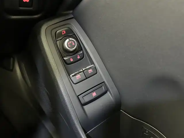 スバル ＢＲＺ S 千葉県 2023(令5)年 1.8万km クリスタルホワイトP 禁煙車/スバルリヤビークルディテクション/ステアリング連動ヘッドランプ/社外９インチメモリナビ/・型番：MDV-M908HDL/・CD/DVD/Bluetooth/フルセグTV/・ETC２.０/革巻きステアリング/・ステアリングスイッチ/ハーフレザーシート/・DNシートヒーター/社外フロアマット/純正１８インチAW/オートライト/・LEDヘッドライト/電動格納ミラー