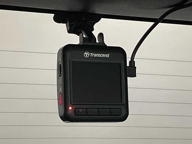 トヨタ ハリアー プレミアム 神奈川県 2017(平29)年 5.9万km スパークリングブラックパールクリスタルシャイン トヨタセーフティセンス/純正7型ナビ【NSZT-W66T】/・BT/フルセグTV/SD/CD/DVD/USB/バックカメラ/パワーバックドア/MTモード/アイドリングストップ機能/スマートキー/プッシュスタートボタン/革巻きステアリング/ステアリングスイッチ/クルーズコントロール/Autoライト/ビルトインETC/前後ドライブレコーダー/ハーフレザーシート/パワーシート(D)/自動防眩ミラー/モデリスタ(F/S/R)/LEDヘッドライト/フォグ/電動格納ミラー/ウィンカーミラー/純正フロアマット/純正18インチアルミホイール/純正ドアバイザー