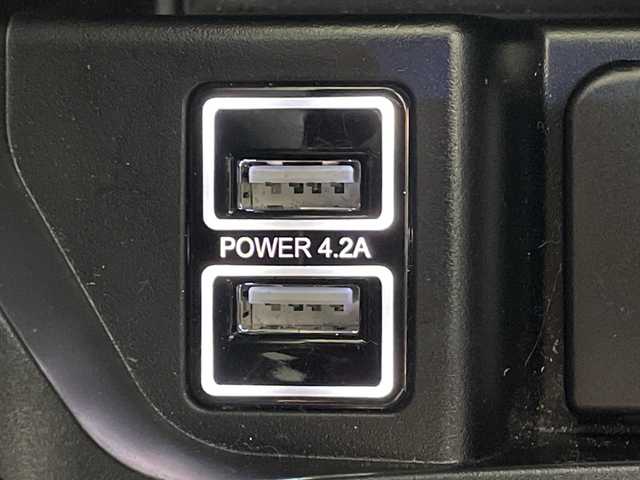 トヨタ ハリアー プレミアム 神奈川県 2017(平29)年 5.9万km スパークリングブラックパールクリスタルシャイン トヨタセーフティセンス/純正7型ナビ【NSZT-W66T】/・BT/フルセグTV/SD/CD/DVD/USB/バックカメラ/パワーバックドア/MTモード/アイドリングストップ機能/スマートキー/プッシュスタートボタン/革巻きステアリング/ステアリングスイッチ/クルーズコントロール/Autoライト/ビルトインETC/前後ドライブレコーダー/ハーフレザーシート/パワーシート(D)/自動防眩ミラー/モデリスタ(F/S/R)/LEDヘッドライト/フォグ/電動格納ミラー/ウィンカーミラー/純正フロアマット/純正18インチアルミホイール/純正ドアバイザー