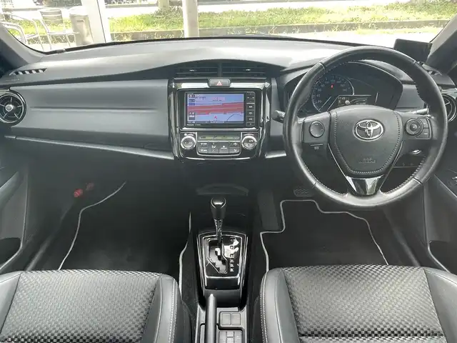 トヨタ カローラ フィールダー ハイブリッドG ダブルバイビー 栃木県 2015(平27)年 14.5万km ホワイトパールクリスタルシャイン (株)IDOMが運営する【じしゃロン宇都宮店】の自社ローン専用車両になります。こちらは現金またはオートローンご利用時の価格です。自社ローンご希望の方は別途その旨お申付け下さい/社外SDナビ（CN-RS02WD）/フルセグ/Bluetooth/バックカメラ/ETC/衝突被害軽減ブレーキ/レーンアシスト/オートマッチクハイビーム