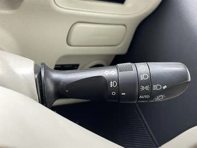ダイハツ ムーヴ キャンバス X LTD メイクアップ SA Ⅲ 熊本県 2018(平30)年 5.4万km パールホワイトⅢ/スムースグレーマイカメタリック 2トーン 純正ナビ(AVN-D8W)/　○フルセグTV/　○BT/DVD/CD/AM/FM/SD/ナビ連動前後ドライブレコーダー/両側パワースライドドア/ETC/スマートアシストIII/・衝突回避支援ブレーキ/・誤発進制御機能/・車線逸脱警報/・先行車発進お知らせ機能/横滑り防止装置/アイドリングストップ/オートライト/オートハイビーム/ヘッドライトレベライザー/ステアリングスイッチ/スマートキー/プッシュスタート/純正ドアバイザー/保証書