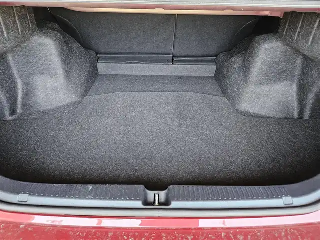 トヨタ マークＸ PREMIUM 香川県 2013(平25)年 4.3万km ダークレッドマイカメタリック 純正ナビ(Bluetooth/CD/DVD)/フルセグTV/バックカメラ/クルーズコントロール/ビークルスタビリティコントロール/HIDヘッドランプ/オートライト/社外LEDフロントフォグランプ/オートエアコン/木目調/革巻きコンビステアリング/ステアリングスイッチ/アルカンターラ/合皮コンビシート/前席パワーシート/シートヒーター/ロクサーニ19インチアルミホイール/スマートエントリー/スタートシステム/G’s用F・Rバンパー/社外Sエアロ/車高調レンチ/禁煙車