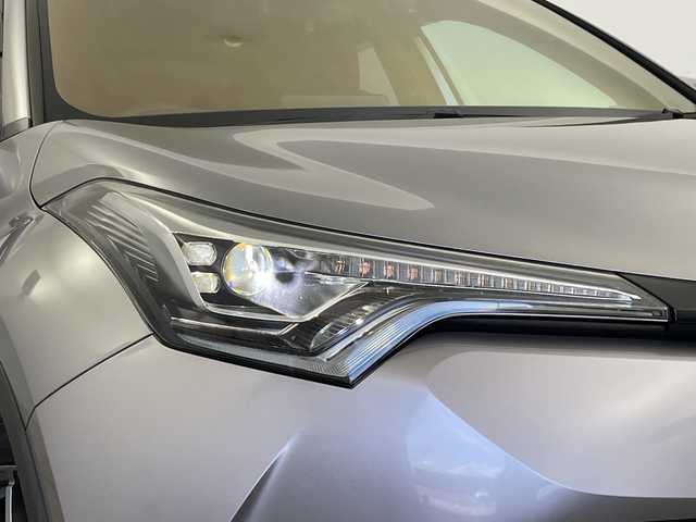 トヨタ Ｃ－ＨＲ S LEDエディション 新潟県 2017(平29)年 9.1万km メタルストリームM 純正9インチメモリナビ【NSZT-Y66T】/　フルセグTV/Bluetooth/CD/DVD/USB/HDMI/レーダークルーズコントロール/衝突被害軽減ブレーキ/レーンキープアシスト/前後ドライブレコーダー/バックモニター/ETC/シーケンシャルウインカー/レザー調シートカバー/LEDヘッドライト/オートマチックハイビーム/オートライト/横滑り防止装置/ステアリングスイッチ/禁煙車