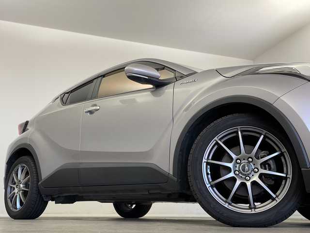 トヨタ Ｃ－ＨＲ S LEDエディション 新潟県 2017(平29)年 9.1万km メタルストリームM 純正9インチメモリナビ【NSZT-Y66T】/　フルセグTV/Bluetooth/CD/DVD/USB/HDMI/レーダークルーズコントロール/衝突被害軽減ブレーキ/レーンキープアシスト/前後ドライブレコーダー/バックモニター/ETC/シーケンシャルウインカー/レザー調シートカバー/LEDヘッドライト/オートマチックハイビーム/オートライト/横滑り防止装置/ステアリングスイッチ/禁煙車