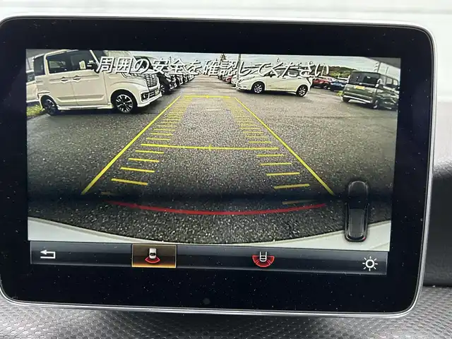 メルセデス・ベンツ Ａ１８０ 千葉県 2016(平28)年 5万km カルサイトホワイト レーダーセーフティパッケージ/・ブラインドスポットモニター/・レーンキープアシスト/・レーダークルーズコントロール/衝突軽減ブレーキ/クリアランスソナー/純正ナビ/・フルセグ/BT/DVD/CD/USB/バックカメラ/ステアリングスイッチ/パドルシフト/ETC/電動パーキングブレーキ/ハーフレザーシート/シートヒーター(D/N席)/LEDヘッドライト/オートライト/純正16インチAW/純正フロアマット