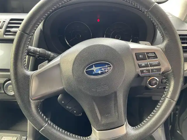スバル フォレスター 2．0XT アイサイト 兵庫県 2014(平26)年 8.6万km ディープシーブルーパール (株)IDOMが運営する【じしゃロン西宮店】の自社ローン専用車両になります。こちらは現金またはオートローンご利用時の価格です。自社ローンご希望の方は別途その旨お申付け下さい/＊ETC/＊クルーズコントロールあり/＊パワステ/＊パワーウィンドウ/＊パワーシート/＊シートヒーター/＊エアシート/＊横滑り防止装置/＊オートライト