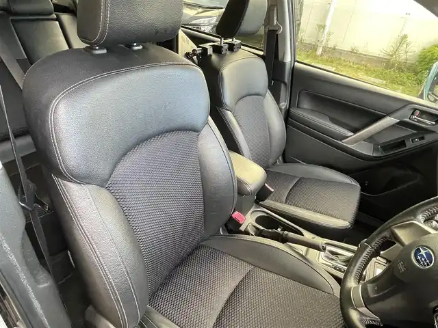 スバル フォレスター 2．0XT アイサイト 兵庫県 2014(平26)年 8.6万km ディープシーブルーパール (株)IDOMが運営する【じしゃロン西宮店】の自社ローン専用車両になります。こちらは現金またはオートローンご利用時の価格です。自社ローンご希望の方は別途その旨お申付け下さい/＊ETC/＊クルーズコントロールあり/＊パワステ/＊パワーウィンドウ/＊パワーシート/＊シートヒーター/＊エアシート/＊横滑り防止装置/＊オートライト