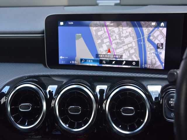 メルセデス・ベンツ Ｍ・ベンツ Ａ１８０ スタイル 和歌山県 2018(平30)年 5.1万km 黒 純ナビ /Bカメラ /TV /CarPlay /レーダーセーフティパッケージ /ハーフレザー /シートヒーター /パワーシート /キーレスゴー /パドルシフト /ドラレコ /純16incAW /LEDライト /ETC/スペアキー