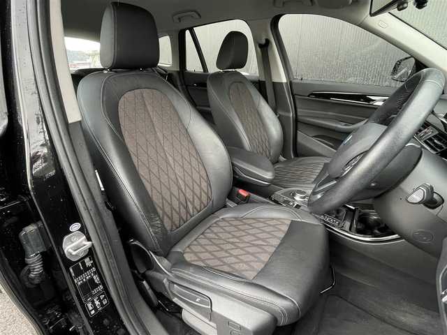 ＢＭＷ Ｘ１ xDrive 18d xライン 長野県 2018(平30)年 4.3万km サファイアブラックP ＨＵＤ　/ＡＣＣ　/アンビエントライト　/インテリジェントセーフティ　/純正ＨＤＤナビ　/Ｂカメラ　/ＰＤＣ　/Ｐバックドア　/ＬＥＤヘッドライト　/前後ドラレコ　/ミラーＥＴＣ　/コンフォートアクセス　/ダウンヒルアシスト