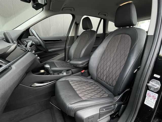 ＢＭＷ Ｘ１ xDrive 18d xライン 長野県 2018(平30)年 4.3万km サファイアブラックP ＨＵＤ　/ＡＣＣ　/アンビエントライト　/インテリジェントセーフティ　/純正ＨＤＤナビ　/Ｂカメラ　/ＰＤＣ　/Ｐバックドア　/ＬＥＤヘッドライト　/前後ドラレコ　/ミラーＥＴＣ　/コンフォートアクセス　/ダウンヒルアシスト