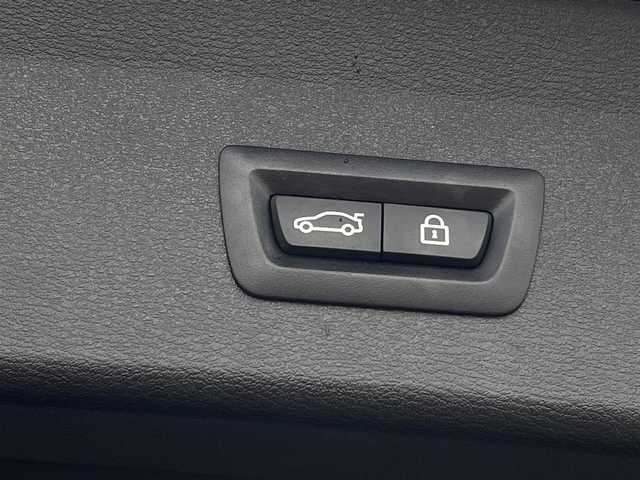 ＢＭＷ Ｘ１ xDrive 18d xライン 長野県 2018(平30)年 4.3万km サファイアブラックP ＨＵＤ　/ＡＣＣ　/アンビエントライト　/インテリジェントセーフティ　/純正ＨＤＤナビ　/Ｂカメラ　/ＰＤＣ　/Ｐバックドア　/ＬＥＤヘッドライト　/前後ドラレコ　/ミラーＥＴＣ　/コンフォートアクセス　/ダウンヒルアシスト