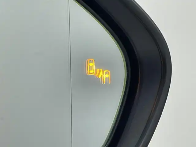 トヨタ カムリ WSレザーパッケージ 岡山県 2021(令3)年 7.9万km プラチナホワイトパールマイカ 純正ディスプレイオーディオ　/【BT/USB/Carplay】/レーダークルーズコントロール　/ＥＴＣ２．０　/シートヒーター　前席/ＬＥＤヘッドライト　/バックカメラ　/ドライブレコーダー　前側/ブラインドスポットモニター　/パワーシート　前席/コーナーセンサー　前後/禁煙車/オートハイビーム/オートブレーキホールド/ヘッドアップディスプレイ/パドルシフト/踏み間違い防止