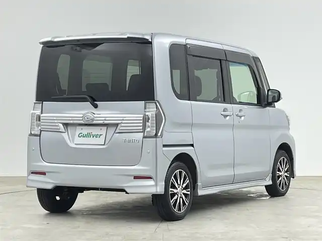 ダイハツ タント カスタムX トップED LTD SAⅢ 千葉県 2018(平30)年 4.2万km ブライトシルバーメタリック 社外メモリーナビ/フルセグTV/Bluetooth接続/バックカメラ/全方位カメラ/ハーフレザーシート/運転席シートヒーター/両側パワースライドドア/スマートキー/オートライト/オートマチックハイビーム/LEDライト/フォグランプ/リアコーナーセンサー