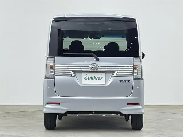 ダイハツ タント カスタムX トップED LTD SAⅢ 千葉県 2018(平30)年 4.2万km ブライトシルバーメタリック 社外メモリーナビ/フルセグTV/Bluetooth接続/バックカメラ/全方位カメラ/ハーフレザーシート/運転席シートヒーター/両側パワースライドドア/スマートキー/オートライト/オートマチックハイビーム/LEDライト/フォグランプ/リアコーナーセンサー