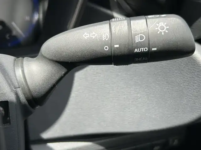 トヨタ カローラツーリング ダブルバイビー 福岡県 2022(令4)年 1.4万km センシュアルレッドマイカ ワンオーナー/禁煙車/純正ナビ（AM/FM/BT）/レーダークルーズコントロール/前席シートヒーター/ステアリングヒーター/バックカメラ/クリアランスソナー/ビルトインETC/LEDライト/オートハイビーム/フォグライト/ウインカーミラー/プッシュスタート/スマートキー/スペア×１/横滑り防止装置/レーンキープアシスト/純正フロアマット/純正１７インチアルミホイール/保証書/取扱説明書